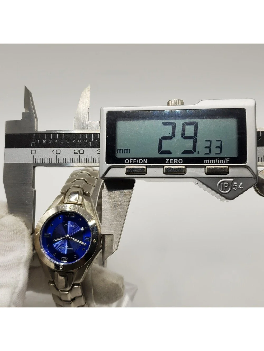 Bkle Quartz Watch Women 29mm Blue Dial Silver Tone New Battery